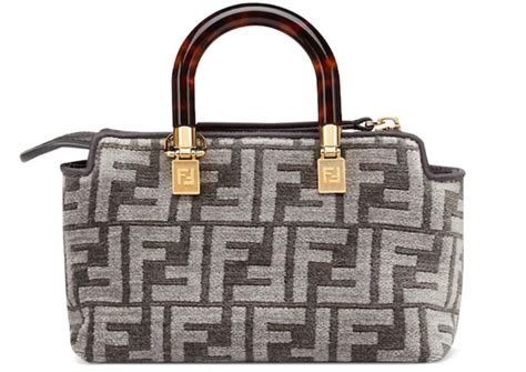 ciri ciri tas fendi original